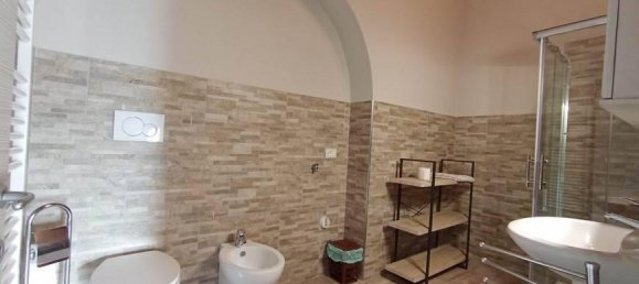 18 rooms House in Marciano della Chiana, Italy No. 32818 56