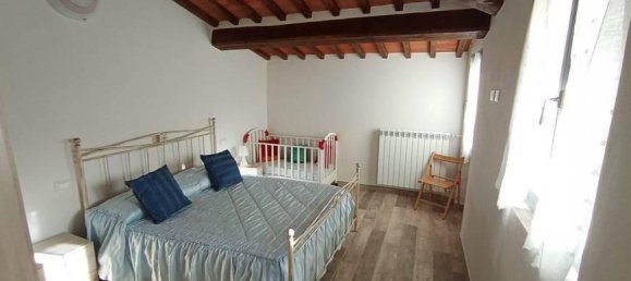 18 rooms House in Marciano della Chiana, Italy No. 32818 26