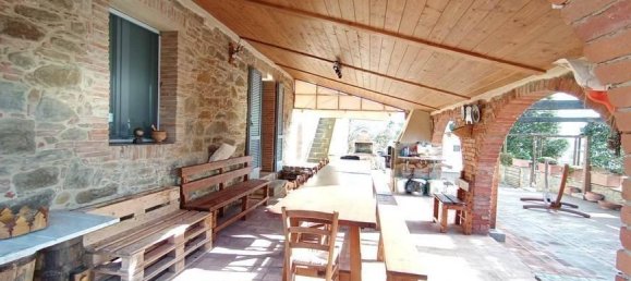 18 rooms House in Marciano della Chiana, Italy No. 32818 10