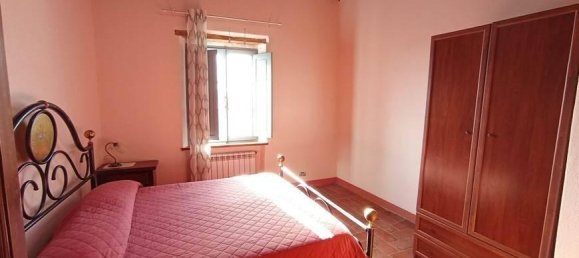 18 rooms House in Marciano della Chiana, Italy No. 32818 50