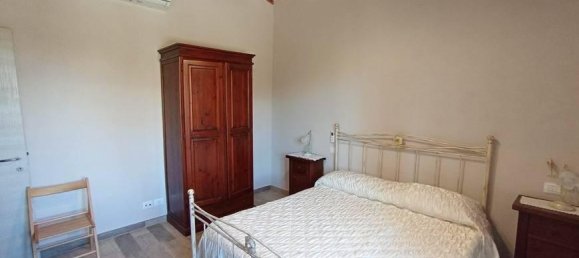 18 rooms House in Marciano della Chiana, Italy No. 32818 53