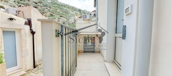 3 rooms House in Scicli, Italy No. 178643 4