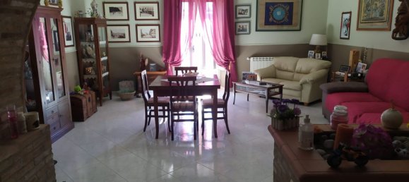 Квартира с 6 комнатами в Кальтаджироне, Италия № 251725 3