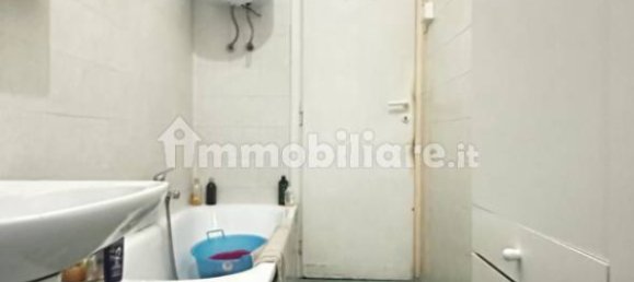 Квартира с 2 спальнями в Рим, Италия № 221886 12