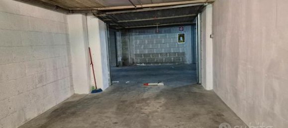 28m² Garage in Bari, Italy No. 257312 2