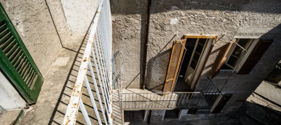 Дом с 6 спальнями в Аббадия Лариана, Италия № 357388 12