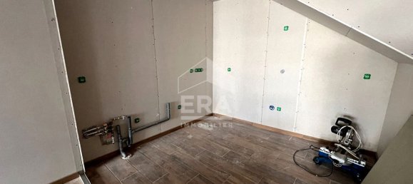 3 Schlafzimmer Wohnung in Byans-sur-Doubs, France, Nr. 208714 3