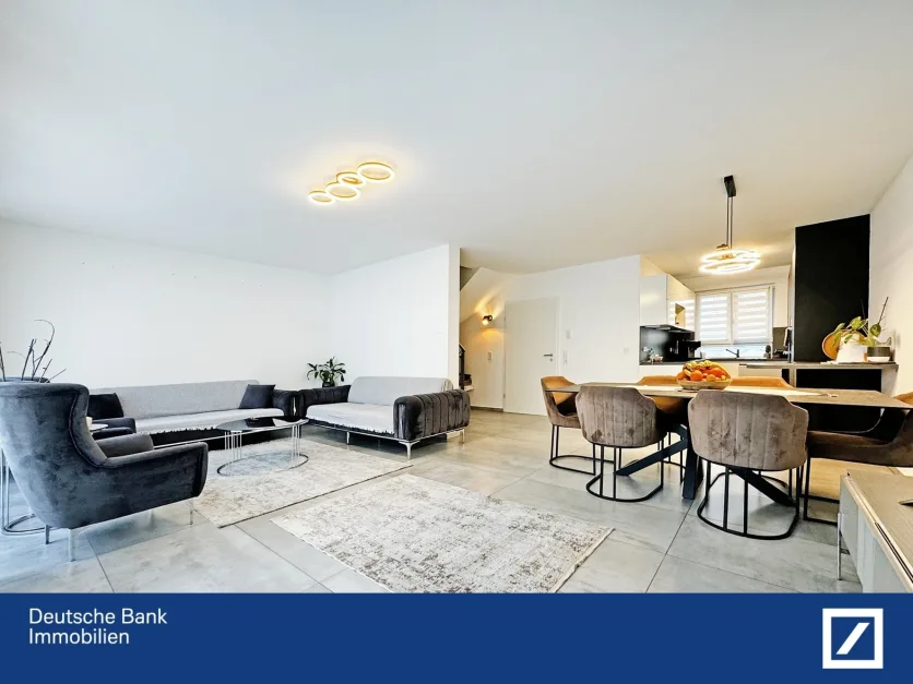 5 rooms Townhouse in Aschaffenburg, Germany No. 18567