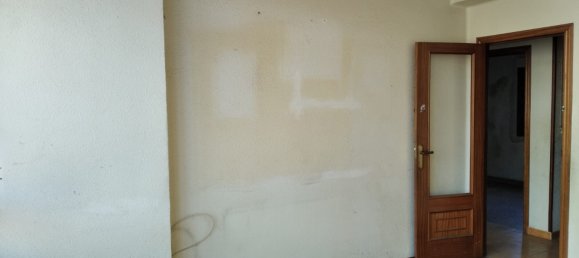 3 bedrooms Apartment in Leon, Spain No. 57792 4