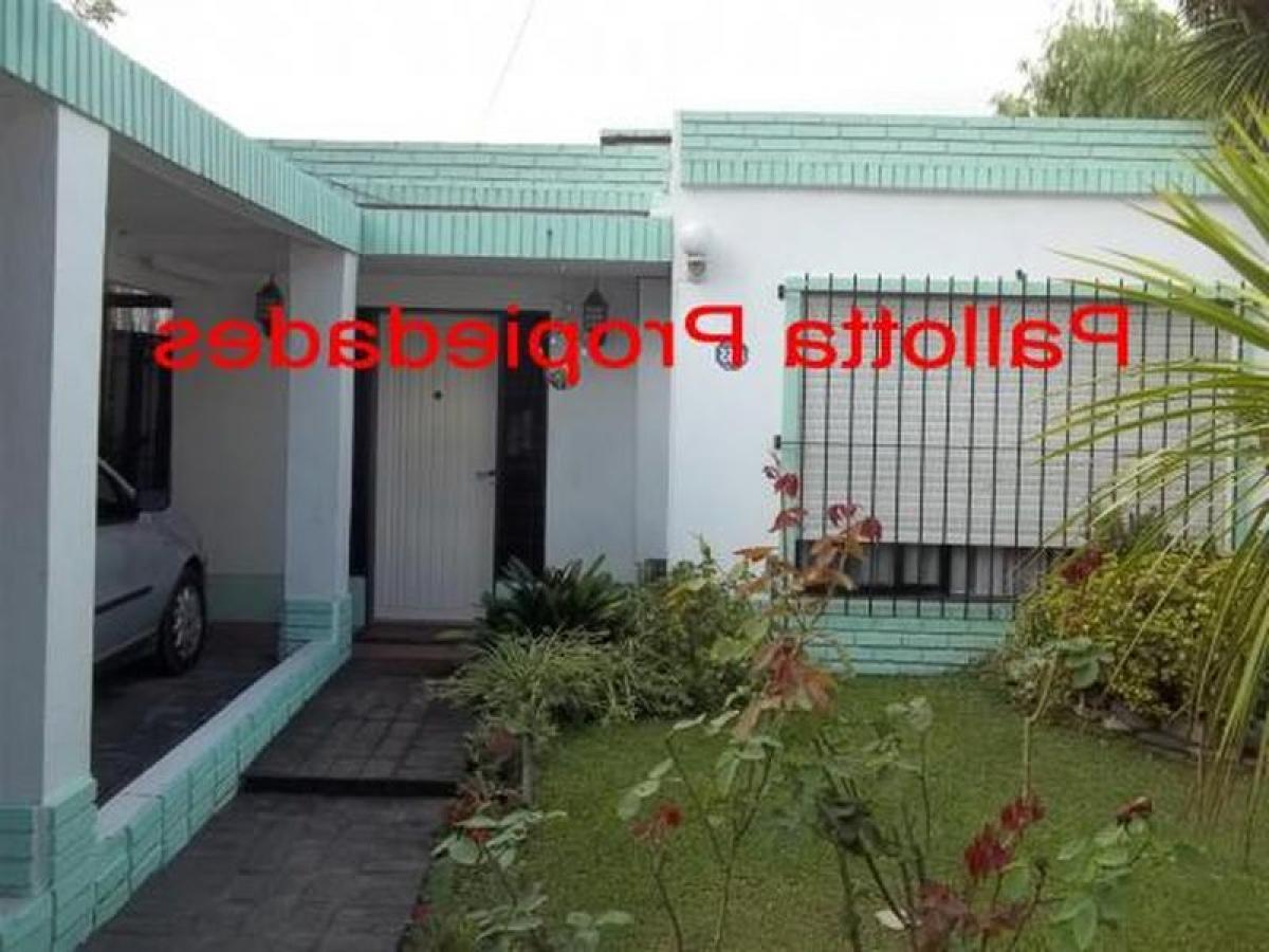 2 bedrooms House in Escobar, Argentina No. 52359