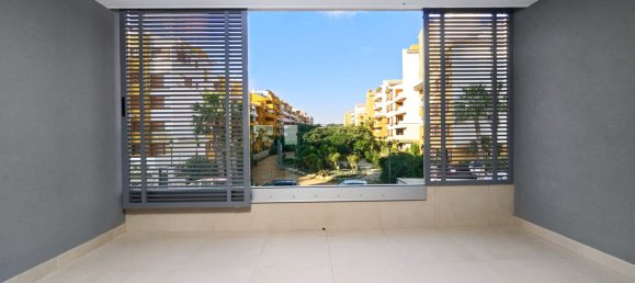 Apartamento T2 em Punta Prima, Spain N.º 4183 16