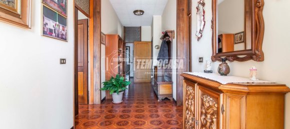 4 غرف نوم فيلا في Olgiate Olona, Italy رقم 363468 8