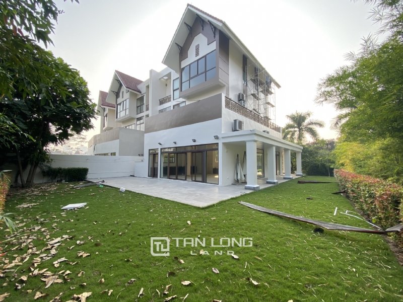 6 Schlafzimmer Villa in Tay Ho, Vietnam, Nr. 812