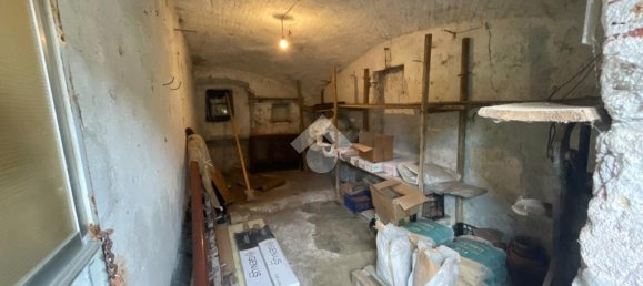 4 rooms House in Borgomanero, Italy No. 263964 14