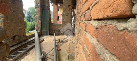 4 rooms House in Borgomanero, Italy No. 263964 19