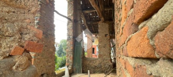 4 rooms House in Borgomanero, Italy No. 263964 25