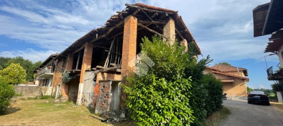 4 rooms House in Borgomanero, Italy No. 263964 17