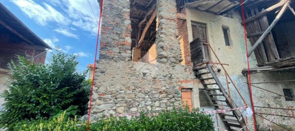 4 rooms House in Borgomanero, Italy No. 263964 26