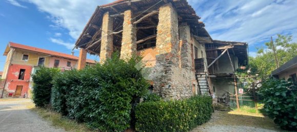 4 rooms House in Borgomanero, Italy No. 263964 27