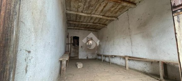 4 rooms House in Borgomanero, Italy No. 263964 9