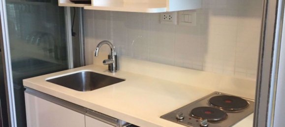 1 bedroom Duplex in Khlong Toei, Thailand No. 9771 7