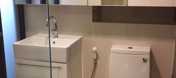 1 bedroom Duplex in Khlong Toei, Thailand No. 9771 10