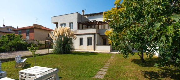 8 Schlafzimmer Villa in Montesilvano, Italy, Nr. 339787 11