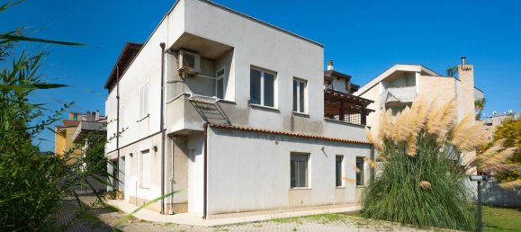 8 Schlafzimmer Villa in Montesilvano, Italy, Nr. 339787 16