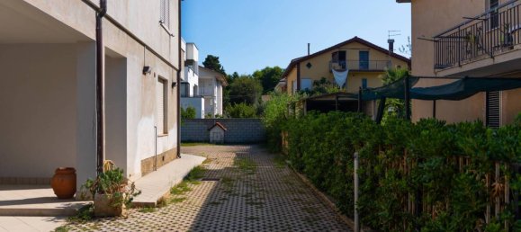 8 Schlafzimmer Villa in Montesilvano, Italy, Nr. 339787 7