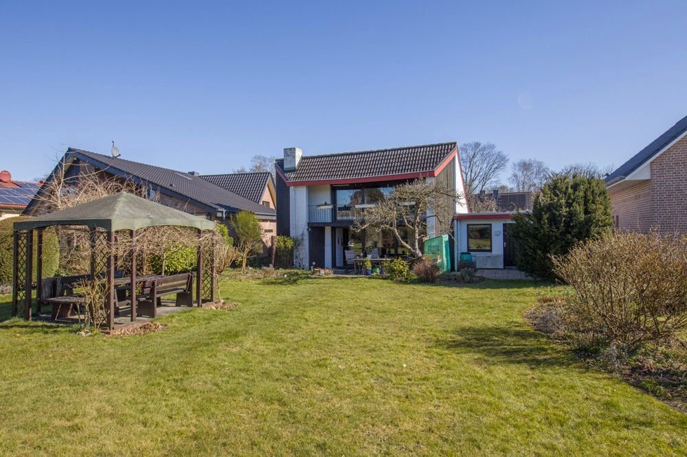 3 rooms House in Hamburg, Germany No. 107840