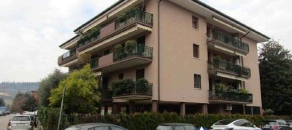 6 rooms Apartment in Verona, Italy No. 276160 2