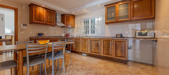 4 غرف نوم منزل في Seixal, Portugal رقم 22538 26