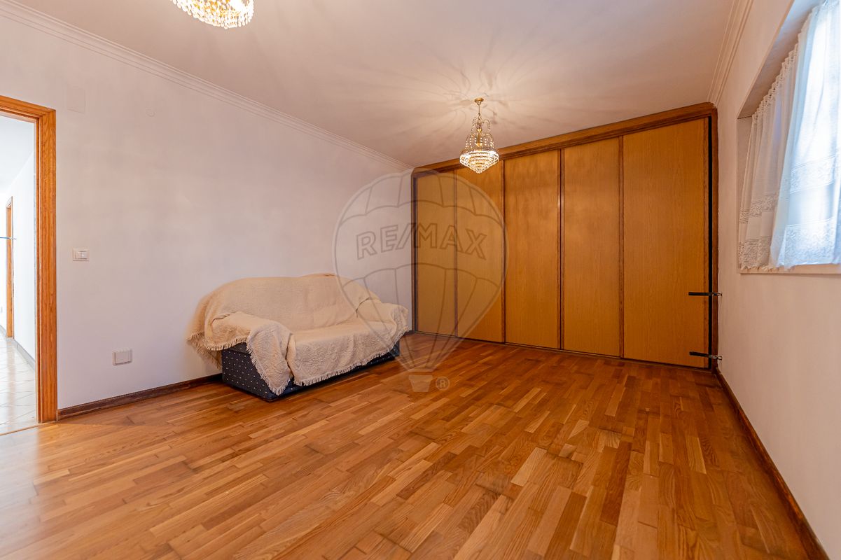 4 غرف نوم منزل في Seixal, Portugal رقم 22538