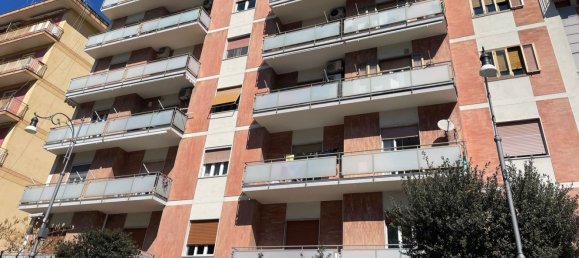 Gewerbliche Immobilie in Salerno, Italy 44m², Nr. 25780 11