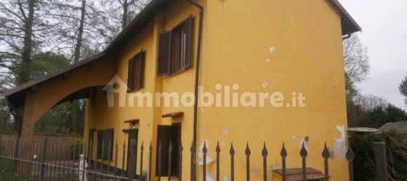 3 bedrooms House in Mortara, Italy No. 5781 26