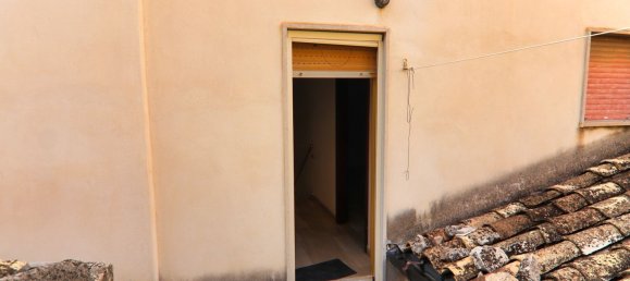 3-salle Duplex à Scicli, Italy No. 76071 45