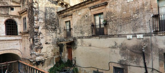 3-salle Duplex à Scicli, Italy No. 76071 50