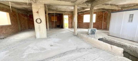 3 bedrooms Commercial property in Limassol, Cyprus No. 18265 14