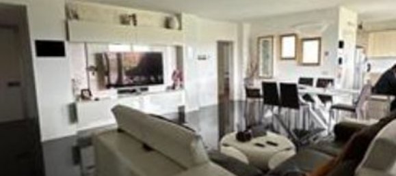 4-Zimmer Wohnung in Nova Milanese, Italy, Nr. 7670 2