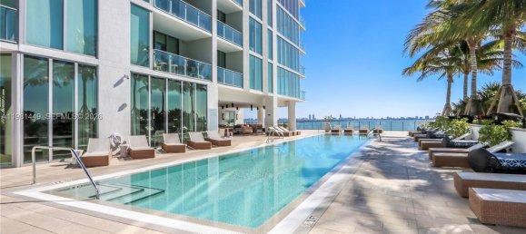 1 dormitorio propiedad comercial en venta en Miami, Miami-Dade, Florida, USA № 615350 21