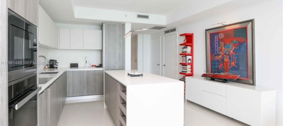 1 dormitorio propiedad comercial en venta en Miami, Miami-Dade, Florida, USA № 615350 6