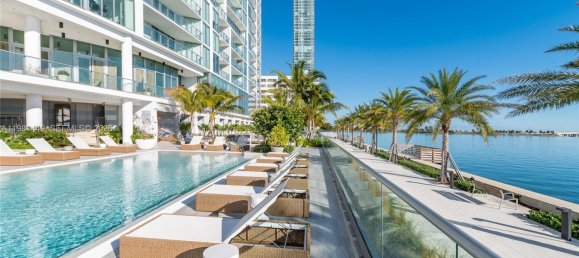 1 dormitorio propiedad comercial en venta en Miami, Miami-Dade, Florida, USA № 615350 25