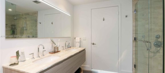 1 dormitorio propiedad comercial en venta en Miami, Miami-Dade, Florida, USA № 615350 9