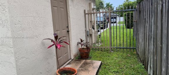 4 bedrooms Villa for sale in Miami, Miami-Dade, Florida, USA № 615745 17