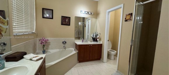 4 bedrooms Villa for sale in Miami, Miami-Dade, Florida, USA № 615745 8