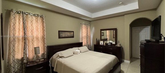 4 bedrooms Villa for sale in Miami, Miami-Dade, Florida, USA № 615745 9