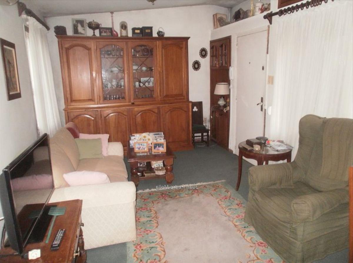 2 bedrooms House in Montevideo, Uruguay No. 32