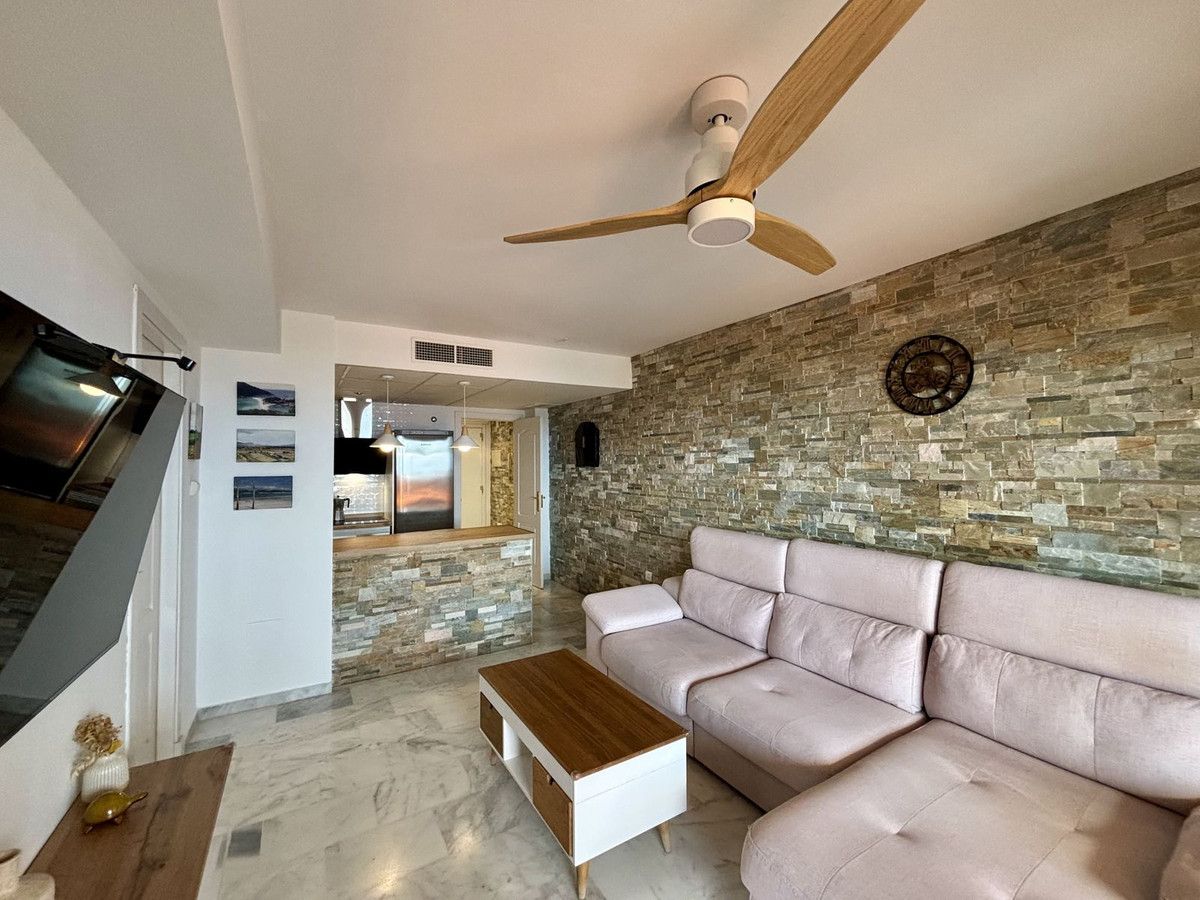 3 bedrooms Penthouse in Benalmadena, Spain No. 185475