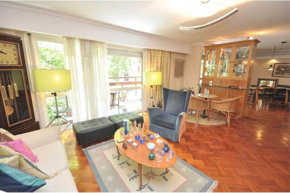 4 bedrooms Apartment in Buenos Aires, Argentina No. 100344