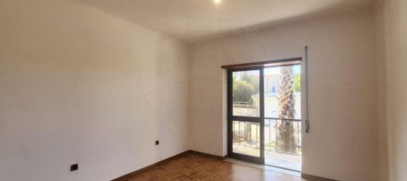 3 bedrooms House in Oliveira de Frades, Portugal No. 188866 8
